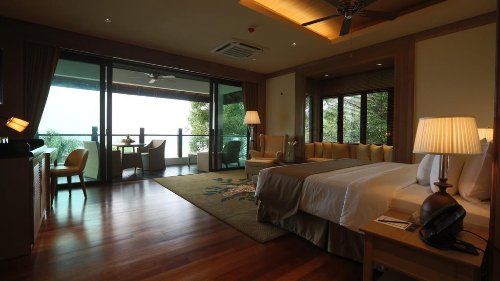 Royale Chulan Cherating Villa Exterior photo