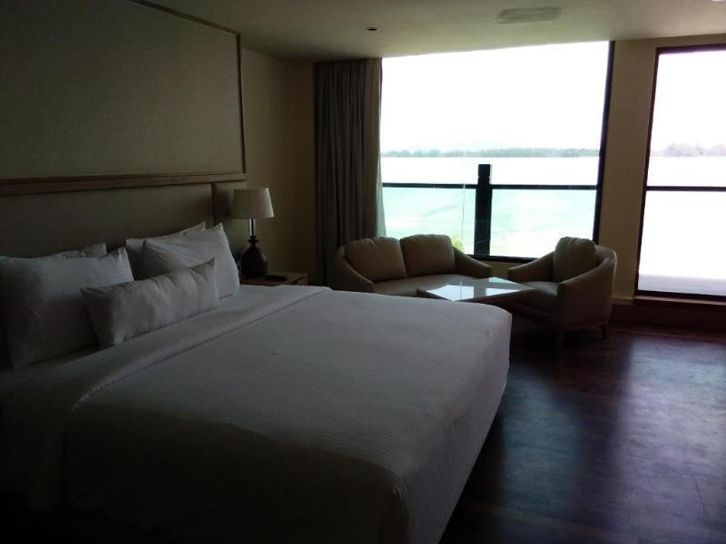 Royale Chulan Cherating Villa Exterior photo