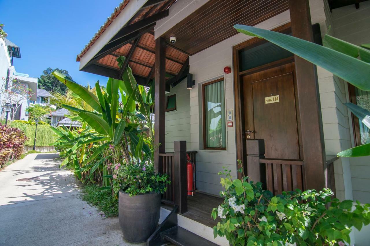 Royale Chulan Cherating Villa Exterior photo