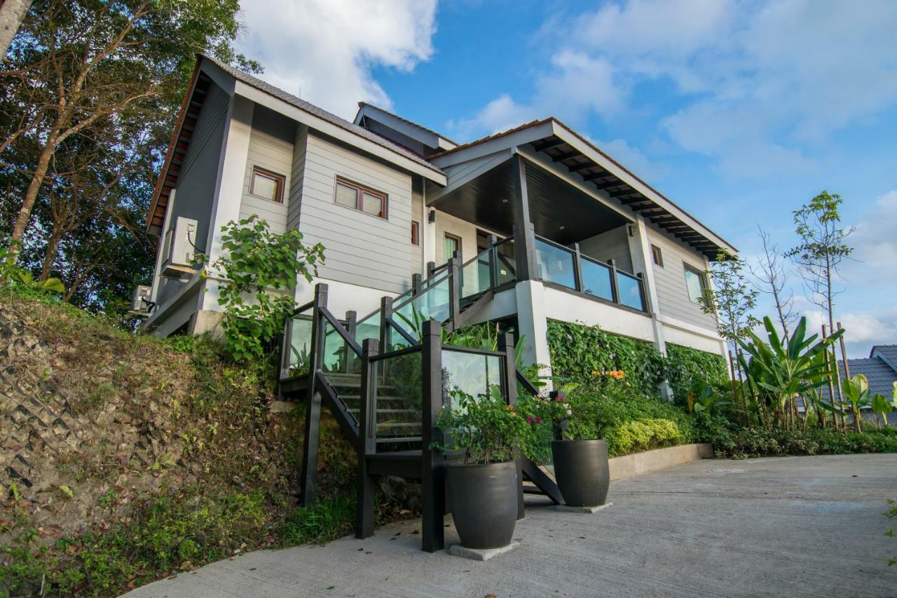 Royale Chulan Cherating Villa Exterior photo