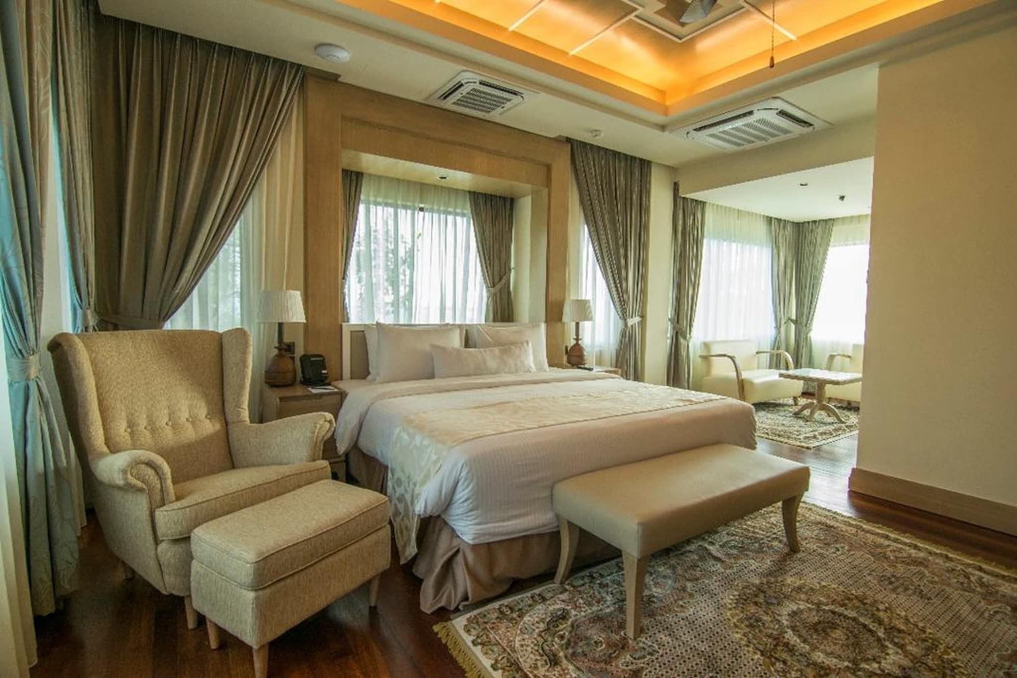 Royale Chulan Cherating Villa Exterior photo